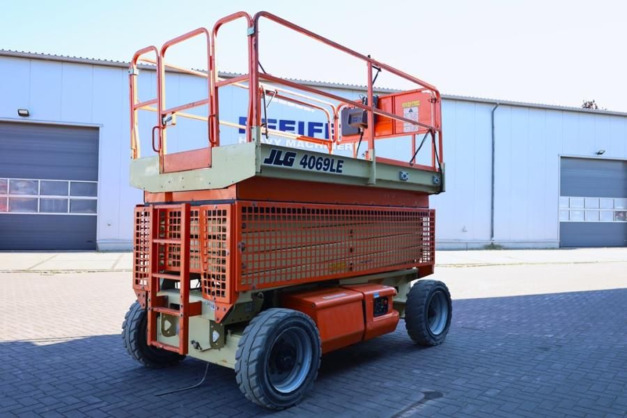 JLG 4069LE Electric, 14.2m Working Height, 360kg Capac