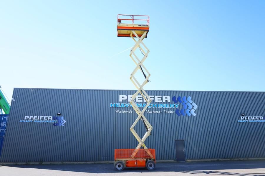 JLG 4069LE Electric, 14.2m Working Height, 360kg Capac