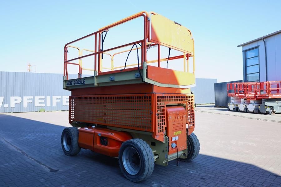 JLG 4069LE Electric, 14.2m Working Height, 360kg Capac
