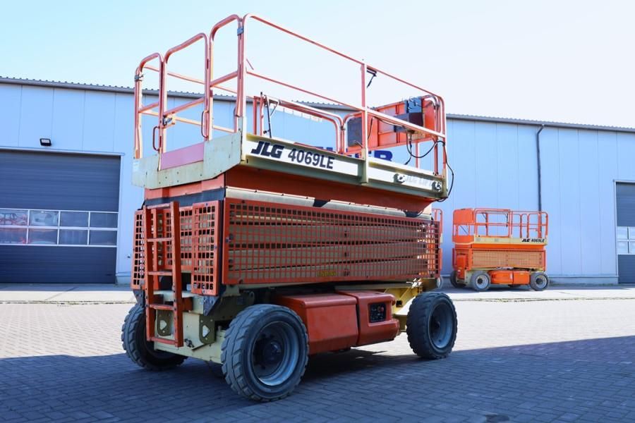 JLG 4069LE Electric, 14.2m Working Height, 360kg Capac