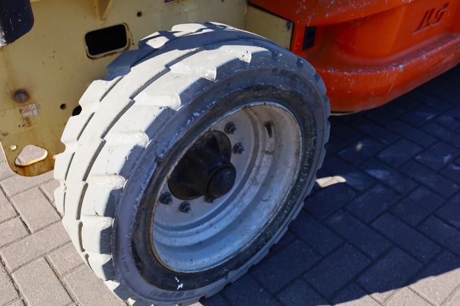 JLG 4069LE Electric, 14.2m Working Height, 360kg Capac