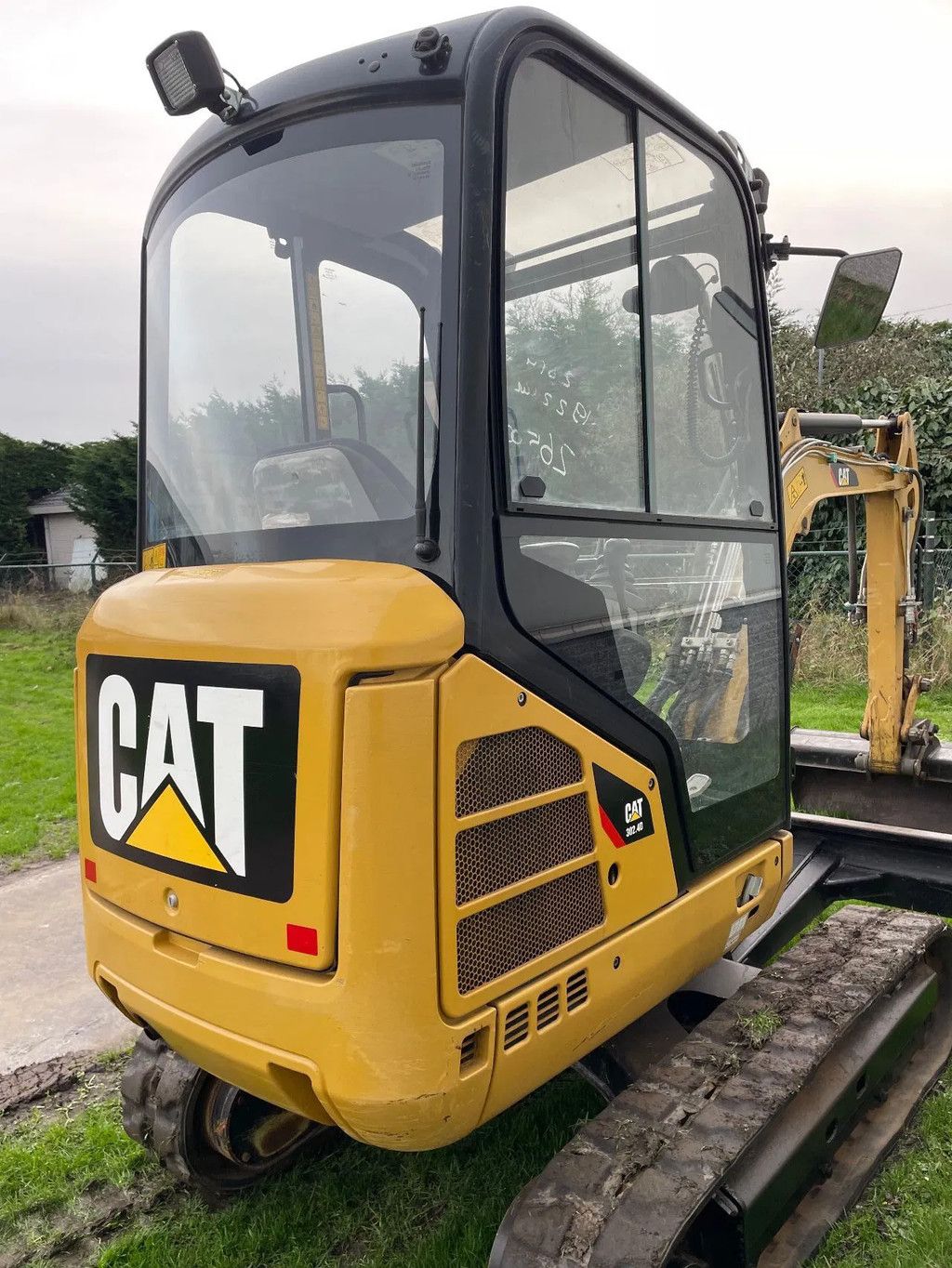 Caterpillar 302.4D graafmachine Yanmar 2400 kg!
