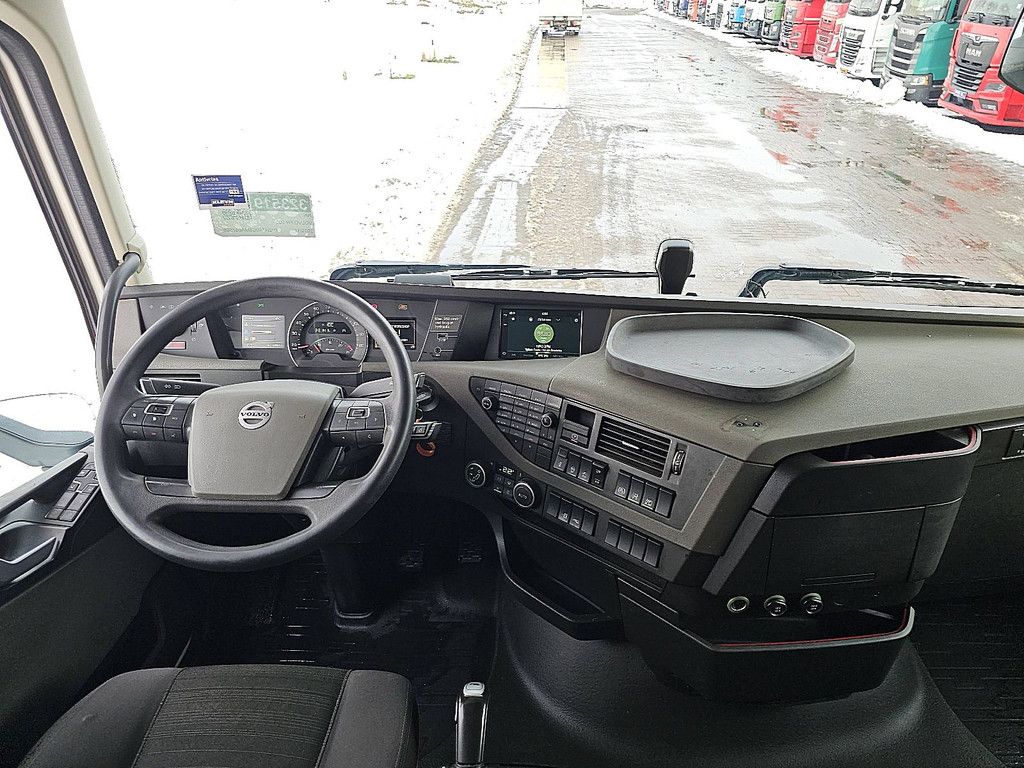 VOLVO FH 500 6x2 steered pto+hydr