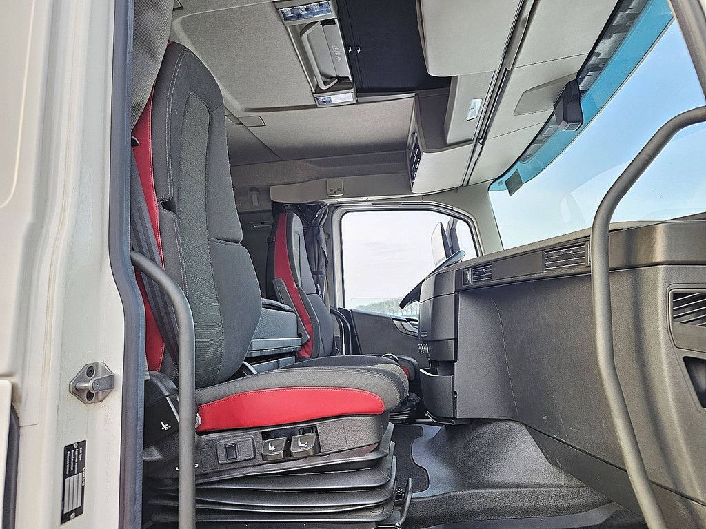 VOLVO FH 500 6x2 steered pto+hydr