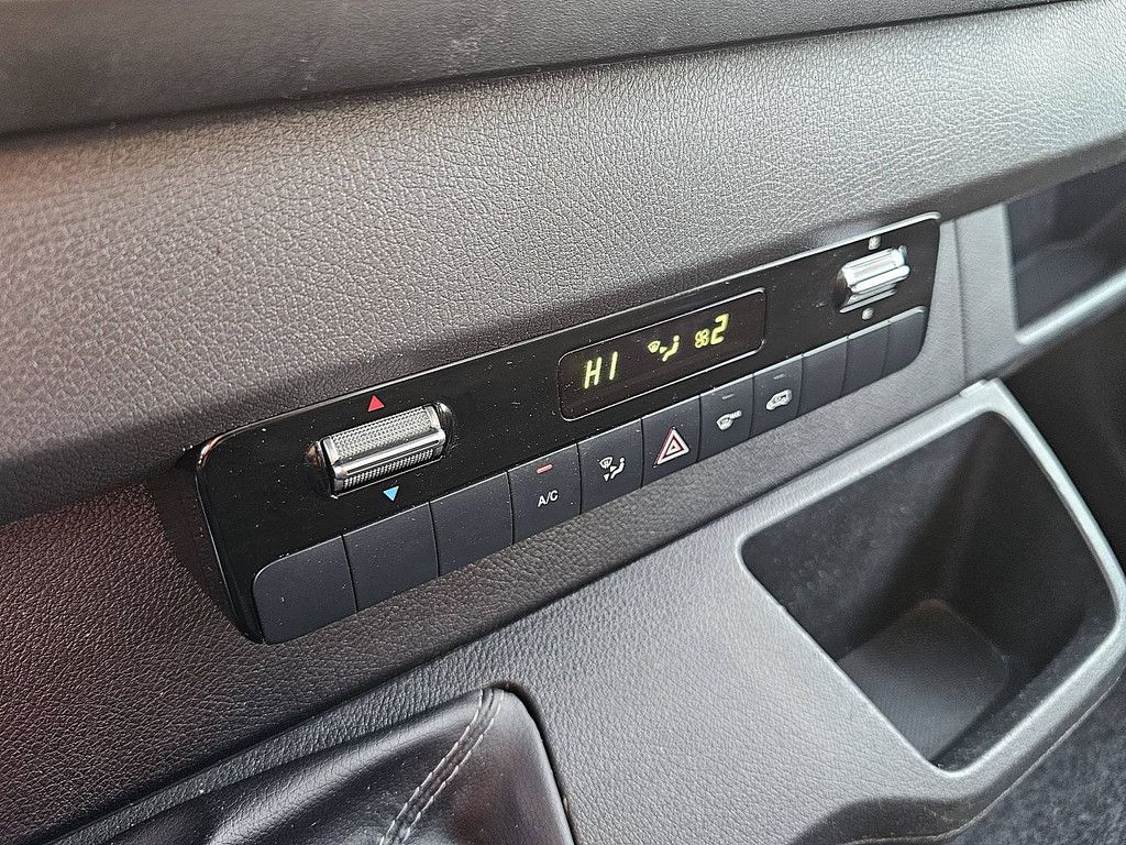 MERCEDES-BENZ SPRINTER 316 bakwagen laadklep!