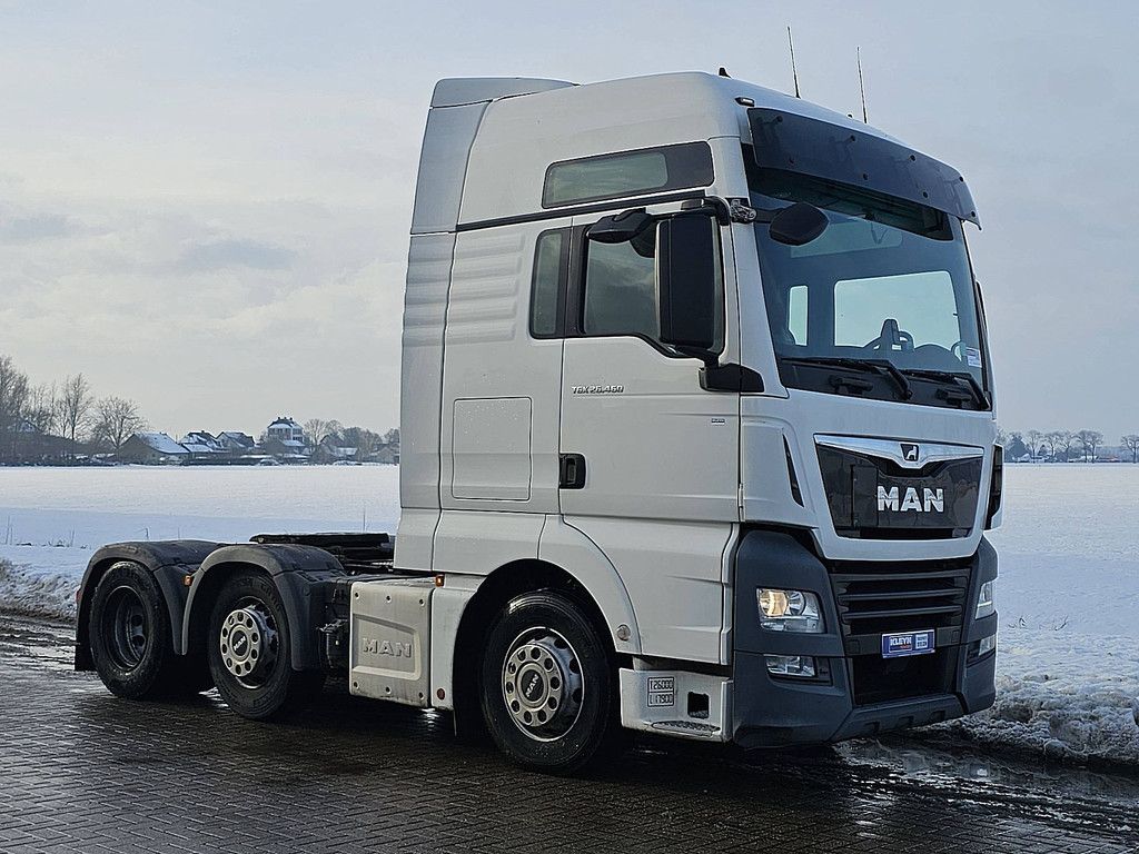 M.A.N. 26.460 TGX xlx 6x2 bls