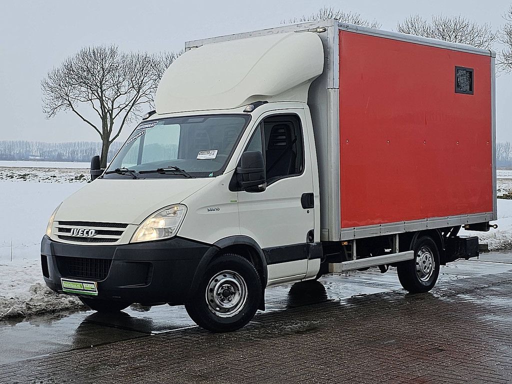 IVECO DAILY 35S10 bakwagen laadklep!