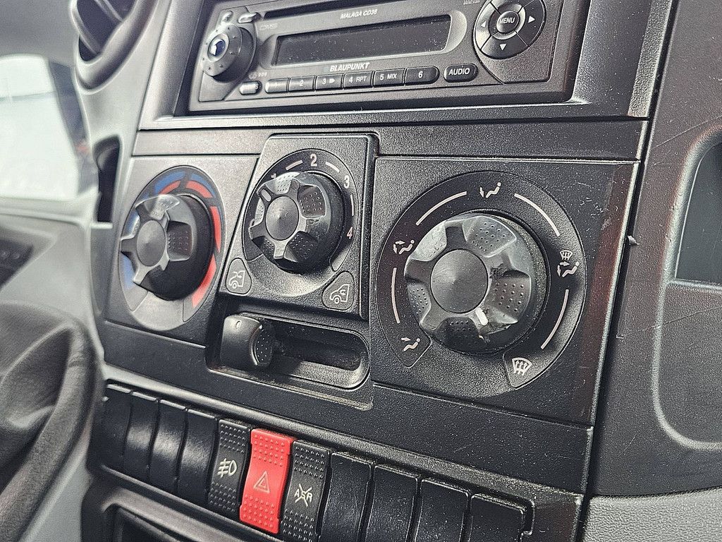 IVECO DAILY 35S10 bakwagen laadklep!