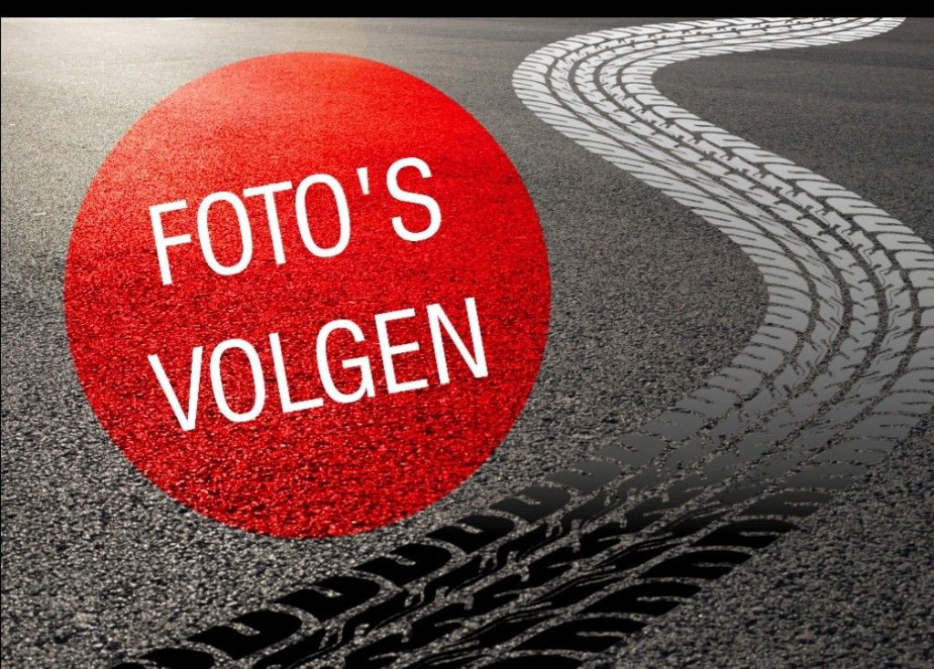 Toyota Hilux 2.8 D-4D X-TRA CAB INVINCIBLE A/T 4WD VAN