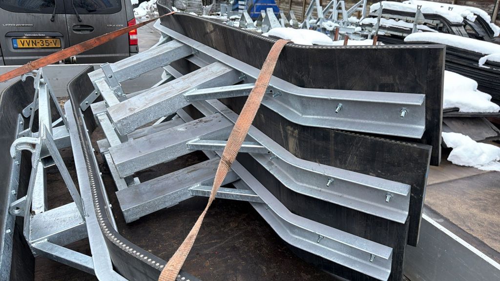 Roo Vuilschuiver met euro aansluiting