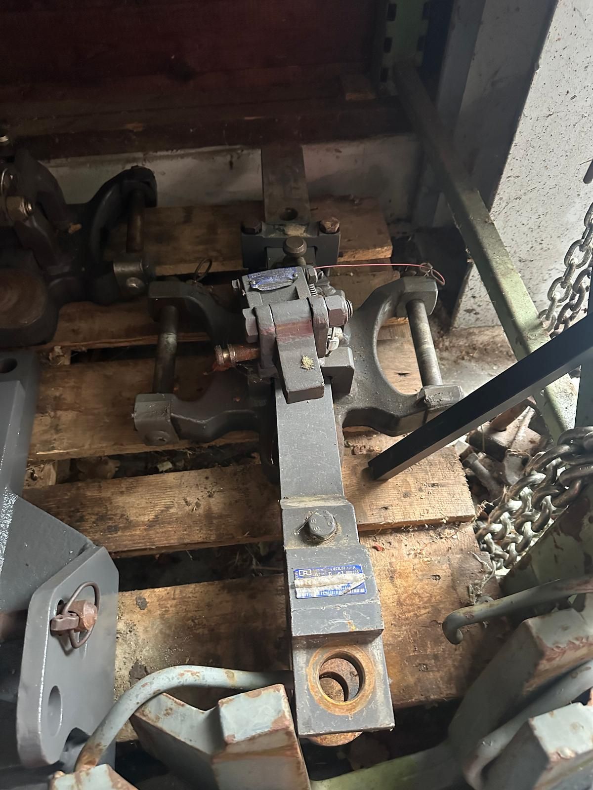 Fendt gewichten ondertrekhaak kipperknobbel