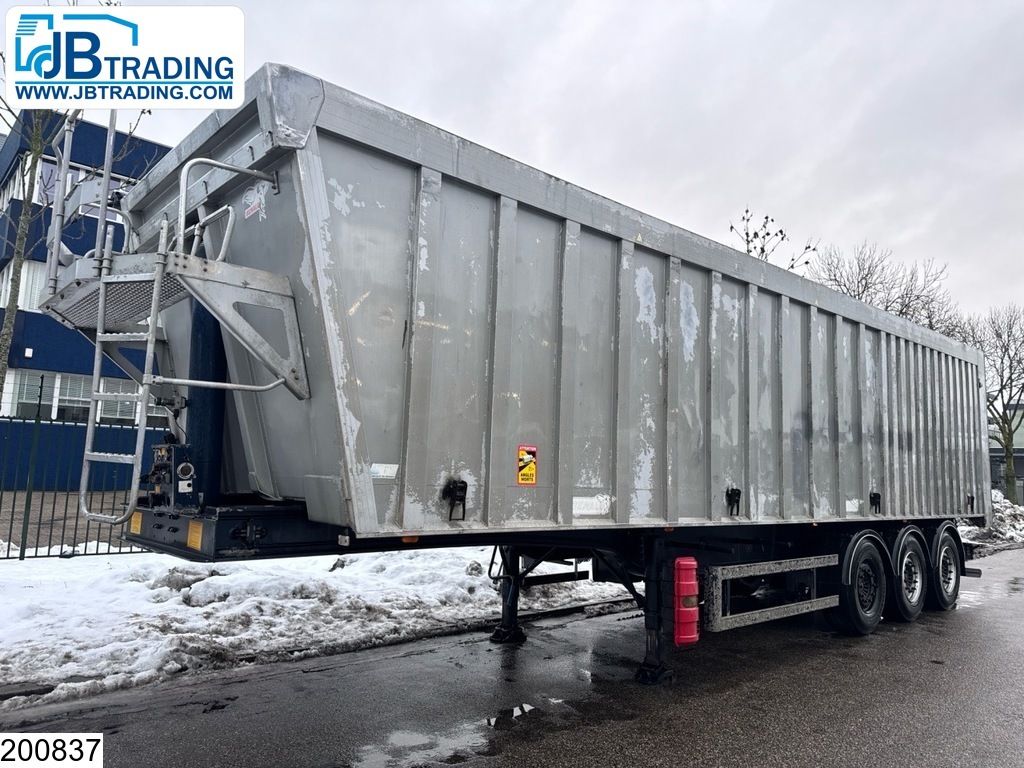 Benalu kipper 60m3, Lift axle