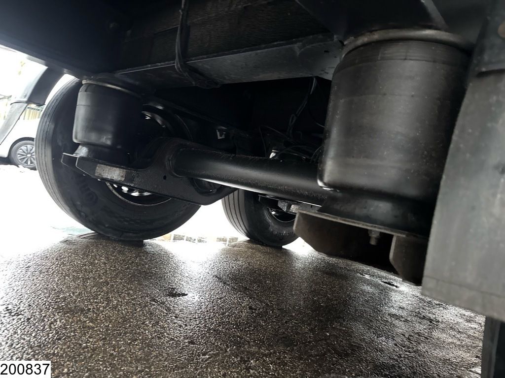 Benalu kipper 60m3, Lift axle