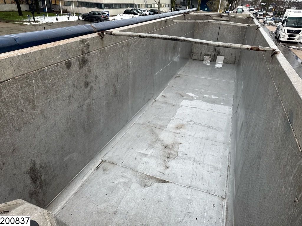 Benalu kipper 60m3, Lift axle