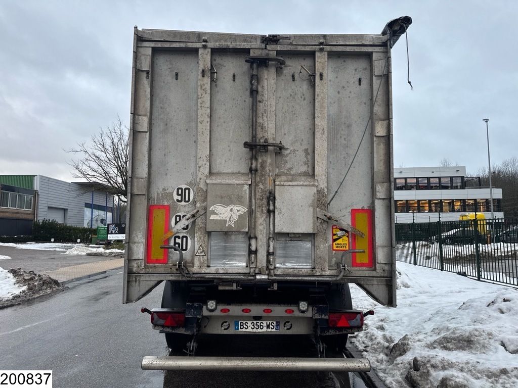 Benalu kipper 60m3, Lift axle