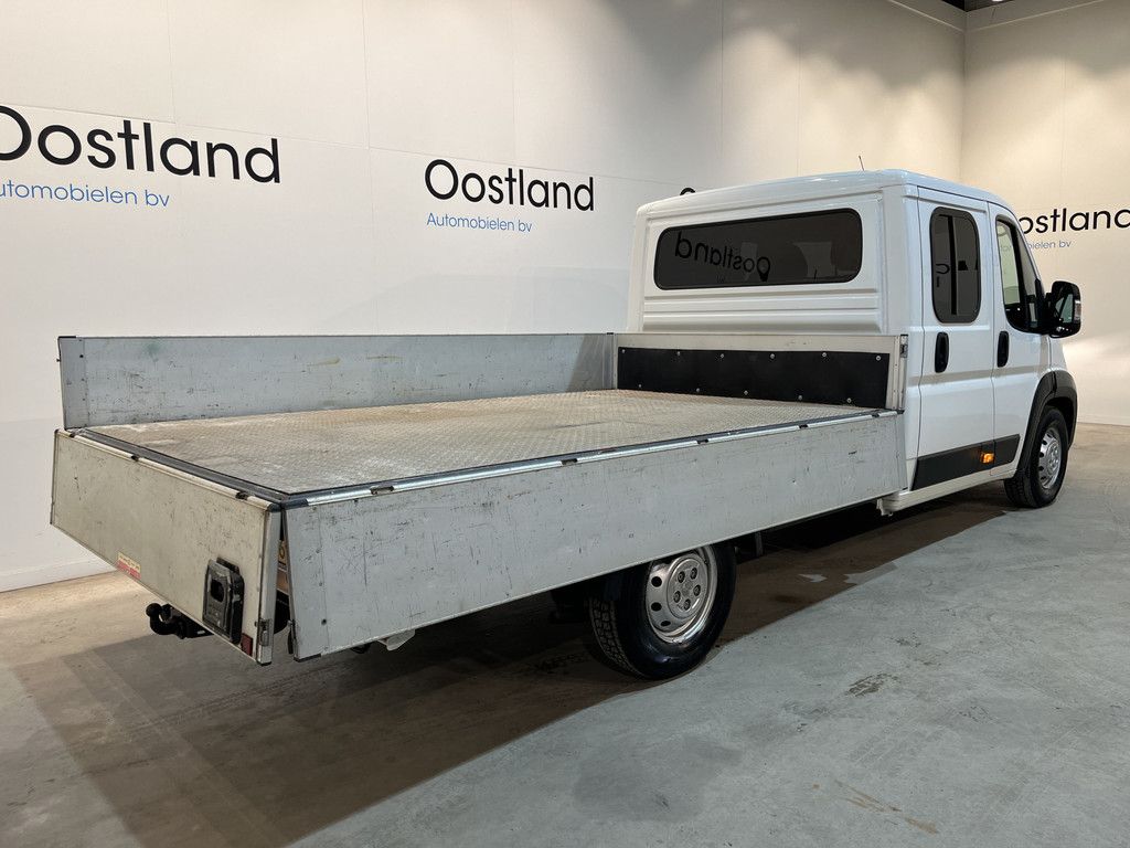Peugeot Boxer 2.2 BlueHDi 165 PK L4 Pro Zwaar DC Dubbel Cabine Open Laadbak / Luchtvering / Trekhaak 3.000 KG / Airco / Cruise Control / Navigatie