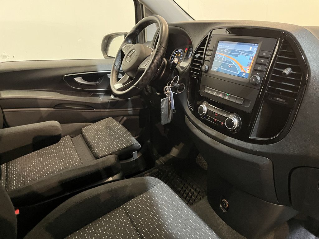 Mercedes-Benz Vito 116 CDI Lang Automaat RWD / Servicebus / Sortimo Inrichting / Euro 6 / Airco / CarPlay / Camera / Cruise Control / Lier / Navigatie / 3-Zits / 34.000 KM !!
