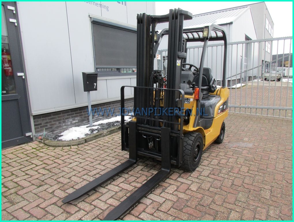 Caterpillar DP20CN compact diesel triplex4.75m+sideshift+7432uur