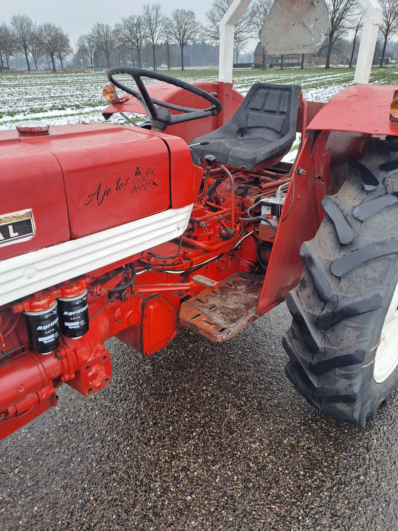 International 353 | NL kenteken ✅ | Inruil & transport mogelijk