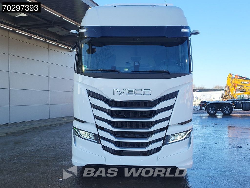 Iveco S-Way 500 6X2 BDF SDG Steering Axle 2000kg underfold tailgate Automatic EURO 6