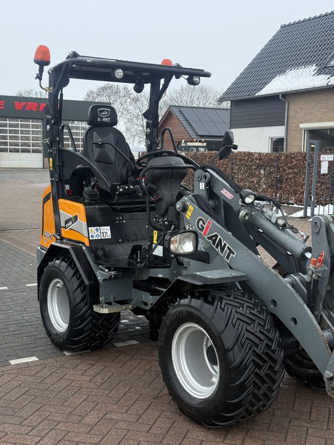 Giant g2500 extra HD ( 580 uur )