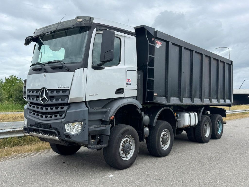MercedesBenz Arocs 4848 8x8
