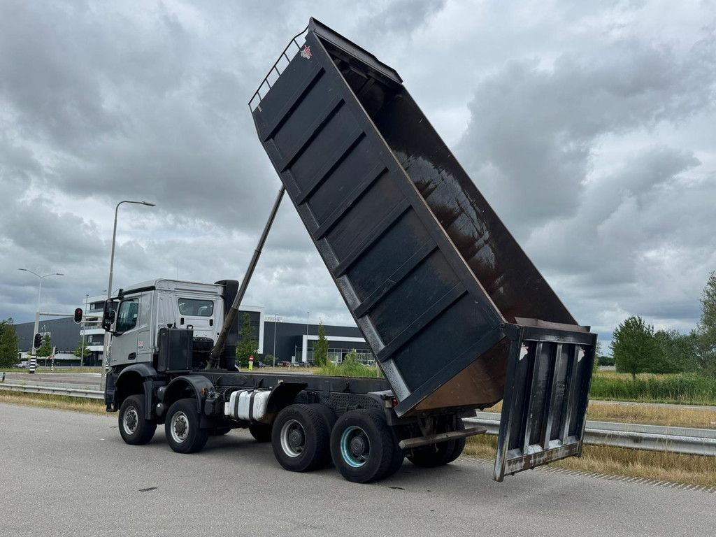 MercedesBenz Arocs 4848 8x8