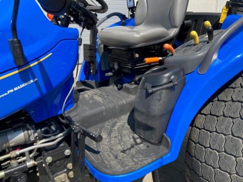 New Holland TC45DA HST