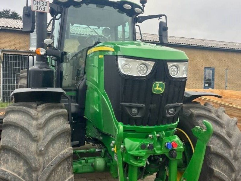 John Deere 6195M
