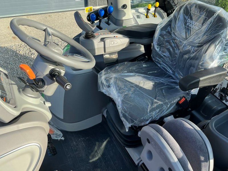 Deutz-Fahr Agrotron 6205G New and Un