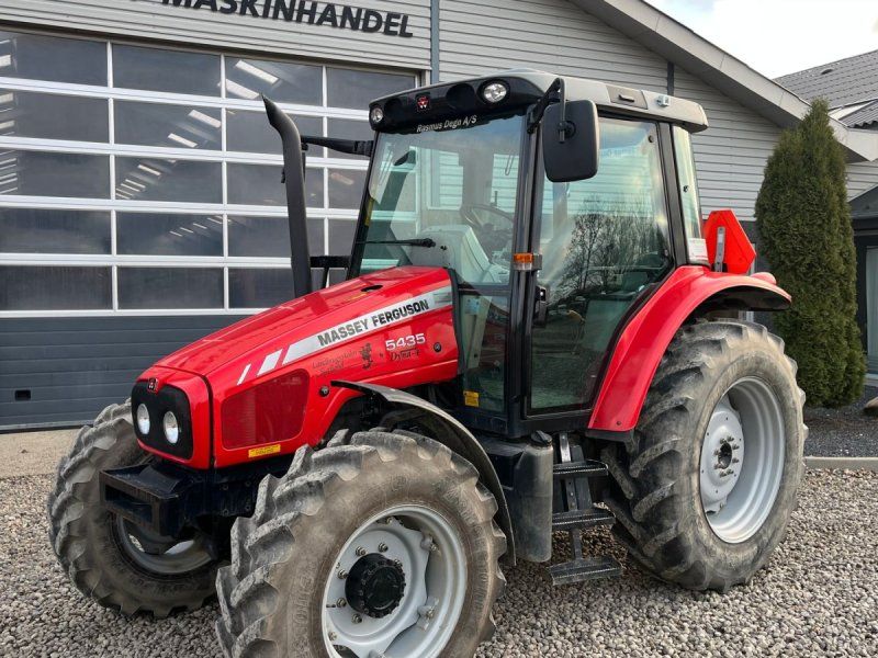 Massey Ferguson 5435 Stepnose med utrolig godt udsyn. Dyna 4. Handy velholdt tra