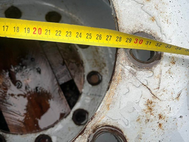 14.9R46 og 12,4R36 Komplet sæt