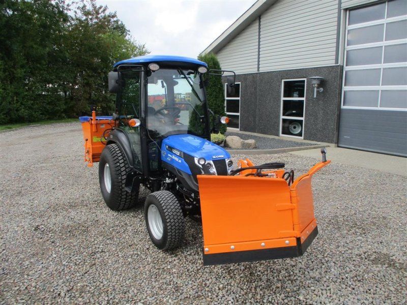 Solis 26 HST Snow Edition med frontlift, Vario SHL150 sneplov og SSP14