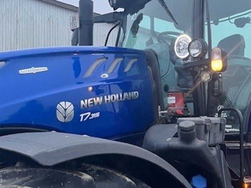 New Holland T7.315 BluePower med frontlift og frontPTO samt centralsmørring.