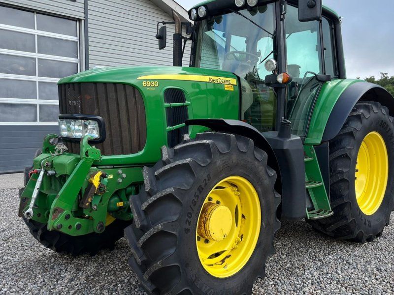 John Deere 6930 AutoPower med frontlift og front PTO