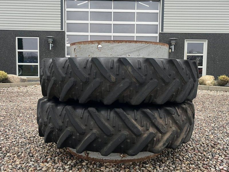 13.6-38 Med ring og 8 låse