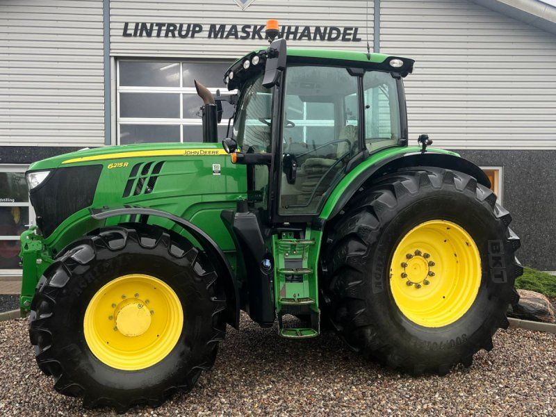 John Deere 6215R Med frontlift