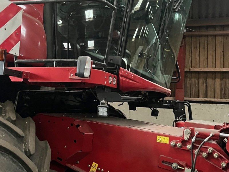 Case IH Axial Flow 7250 M. skærebord