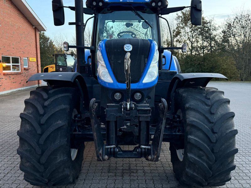 New Holland T7.230