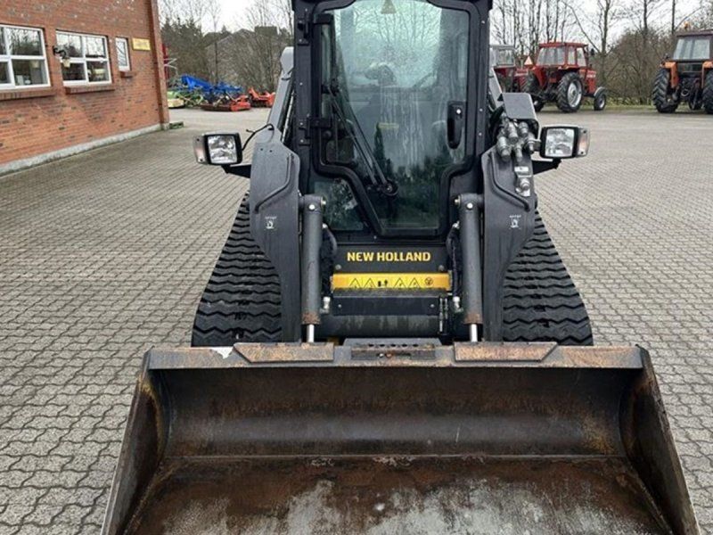 New Holland C238