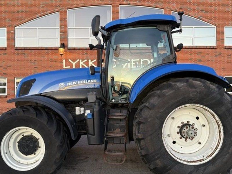 New Holland T7.260