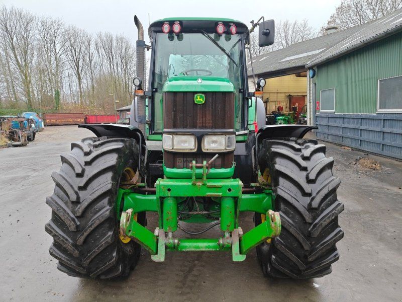John Deere 6920