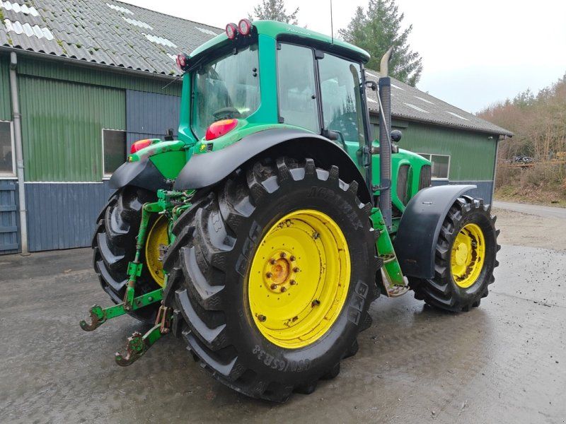 John Deere 6920