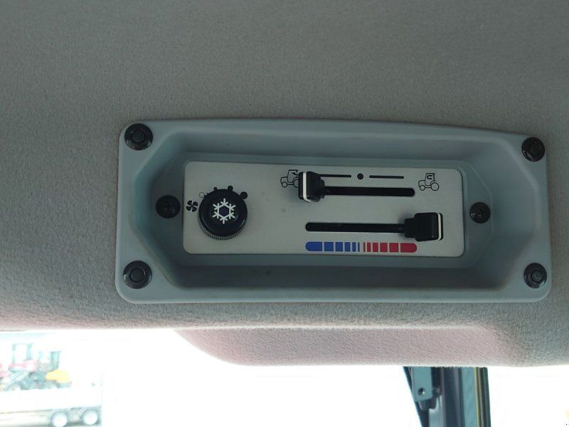 Massey Ferguson 1765 M HC