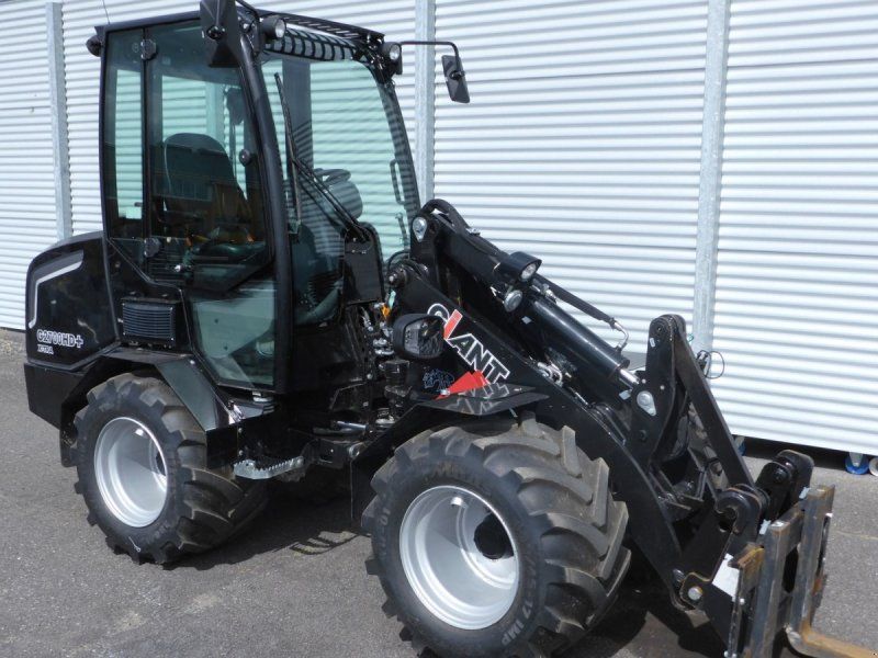 Giant G2700 X-TRA HD PLUS