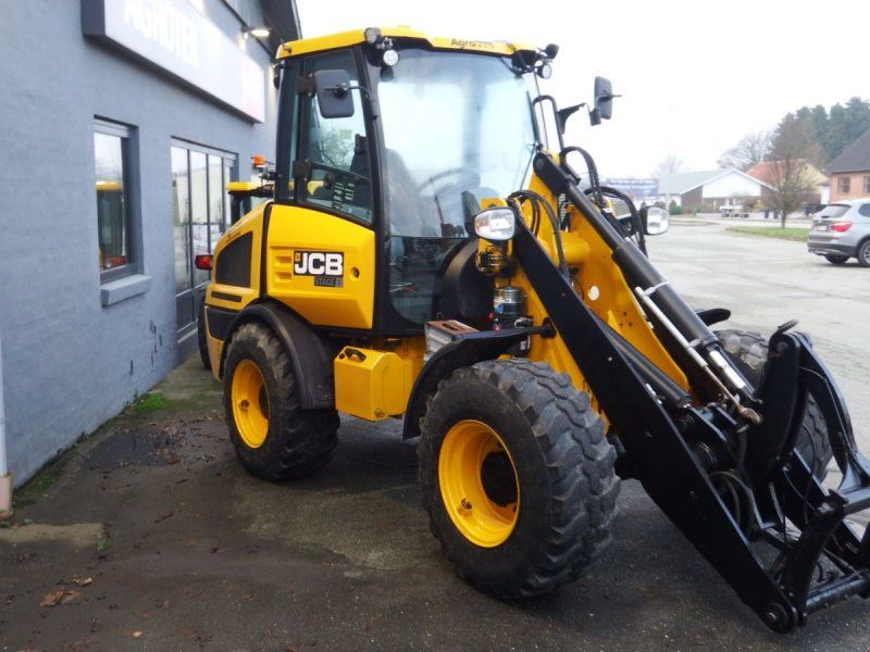 JCB 407
