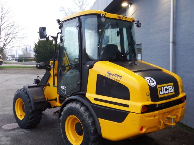 JCB 407