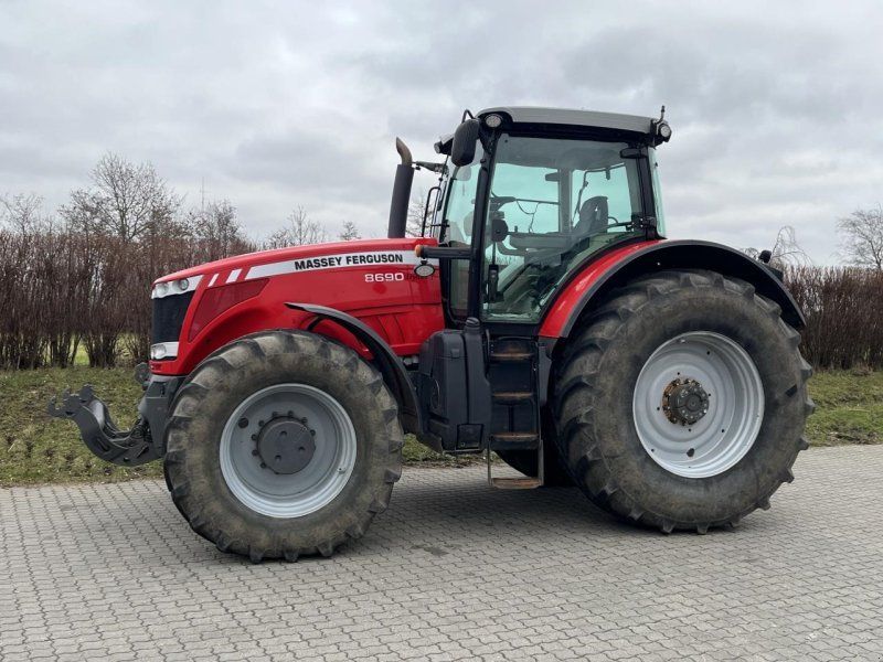 Massey Ferguson 8690 DYNA VT