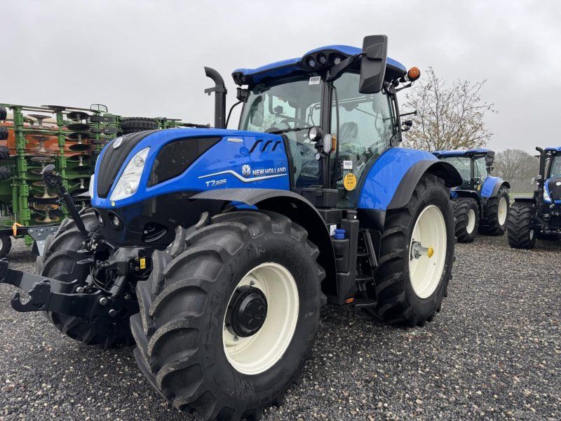 New Holland T7.225 AC STAGE V