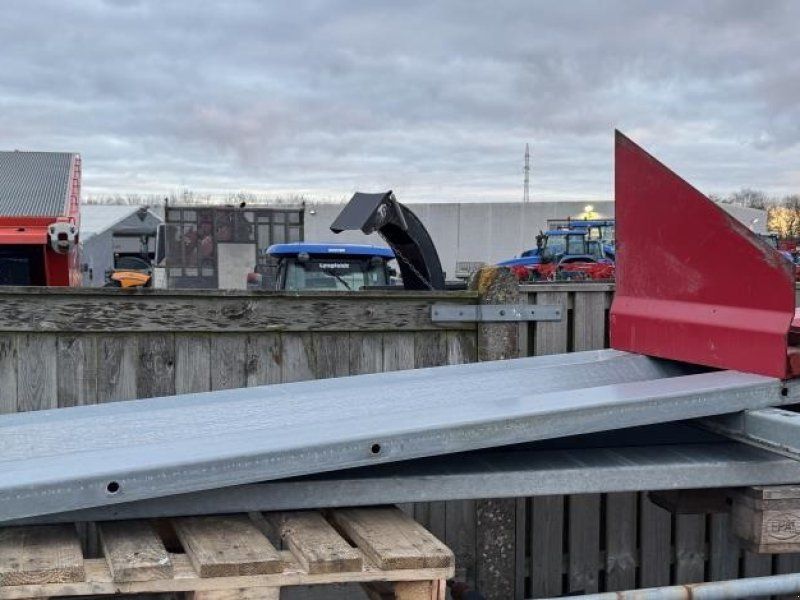 Baastrup GRÆSOVERBYGNING